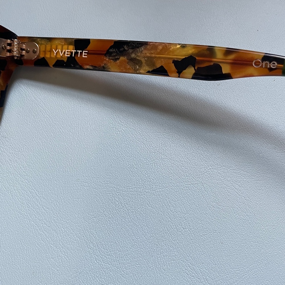 TOMS YVETTE SUNGLASSES - Picture 4 of 8